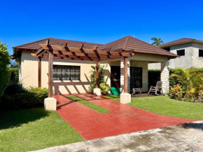 Villa Gonzalez - 3BR House & Pool